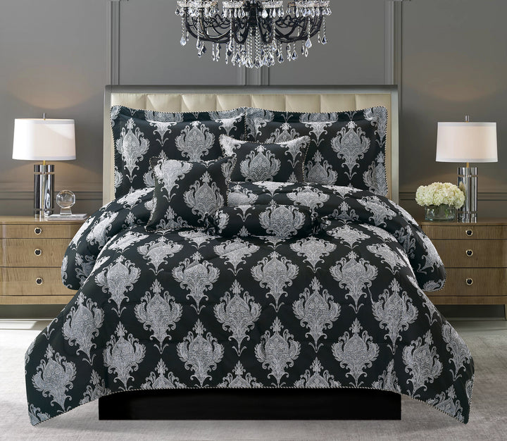 7 Pcs Black Bedding Set