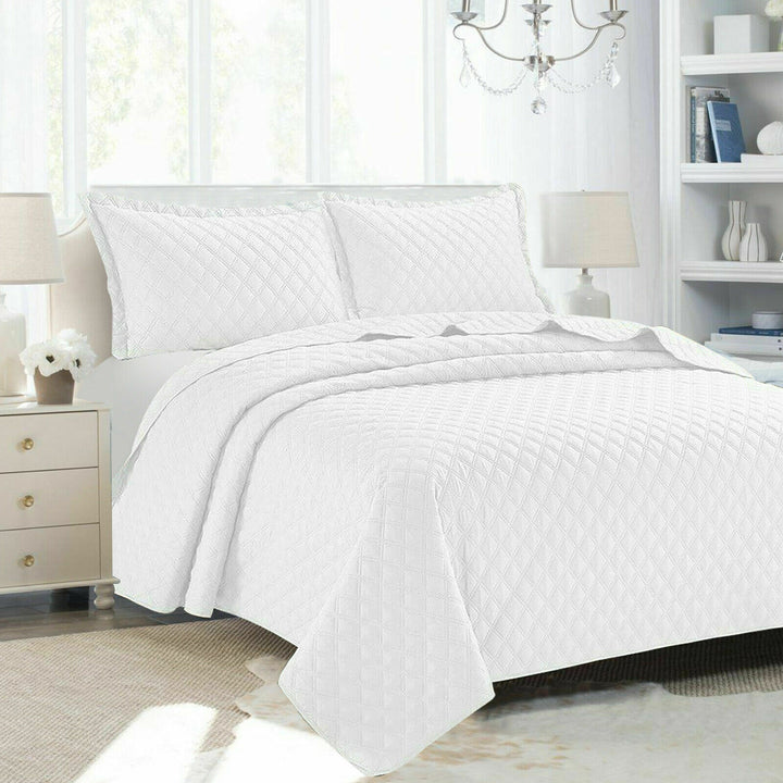 3 Pcs White Bedspreads